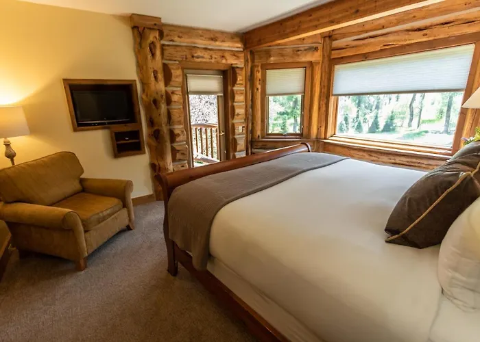 Bentwood 4*